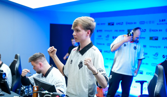 综合来看 综合来看